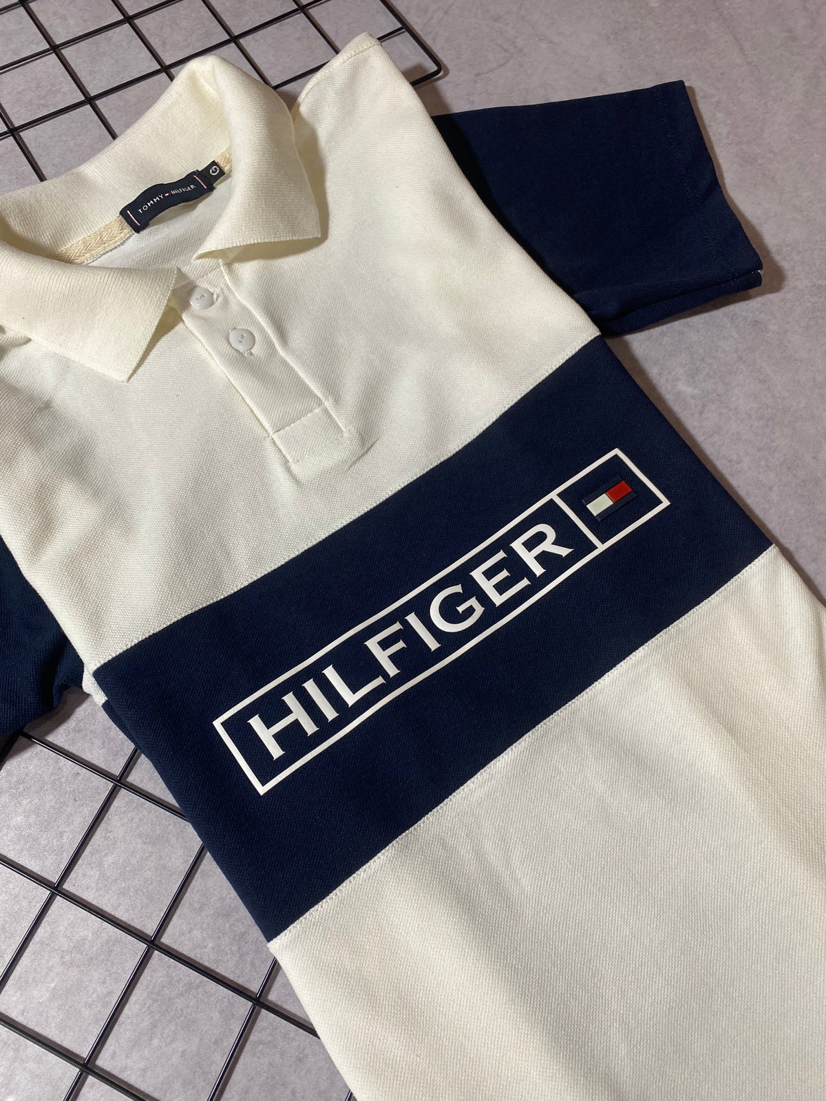 Polo Tommy Faixada Branca