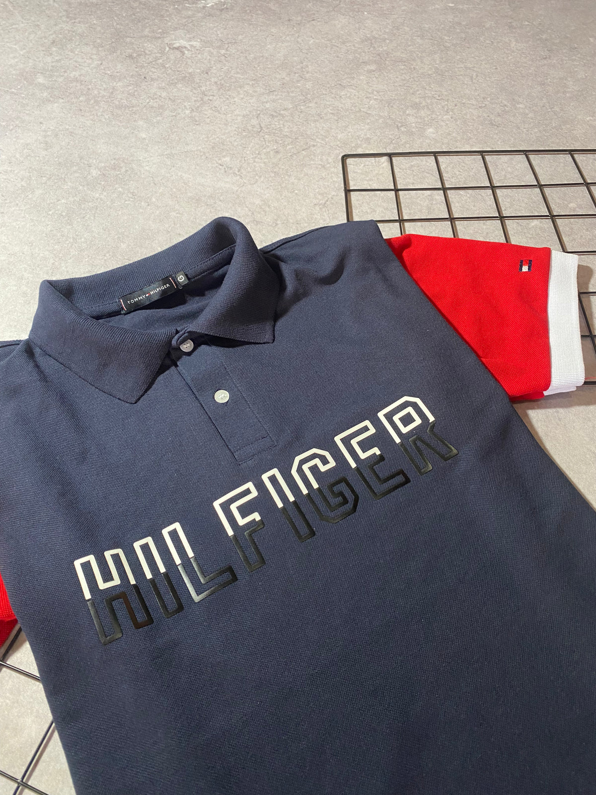 Polo Tommy Letreiro Tricolor Azul
