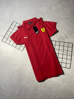 Polo Ferrari vermelha