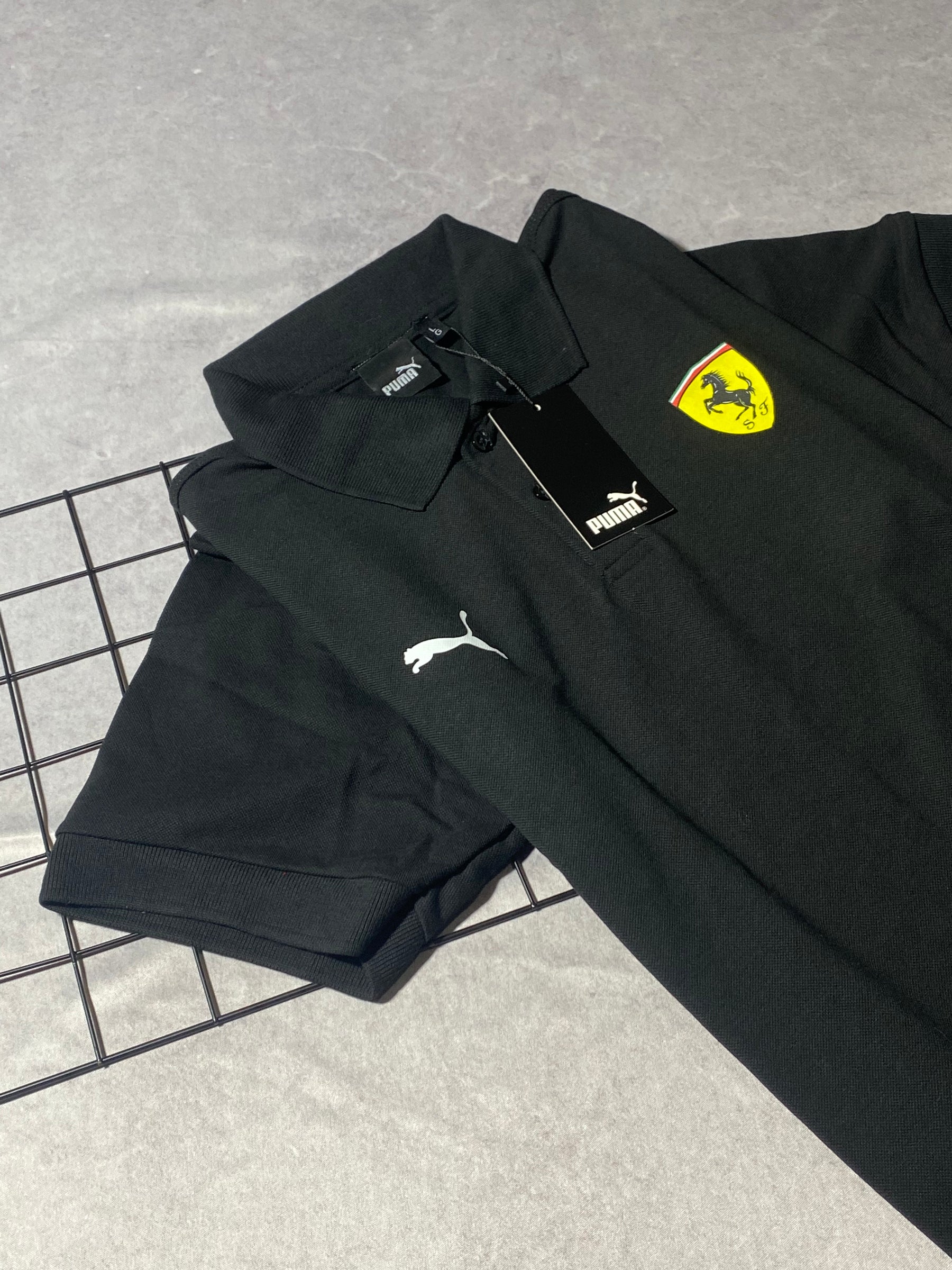 Polo Ferrari Preta