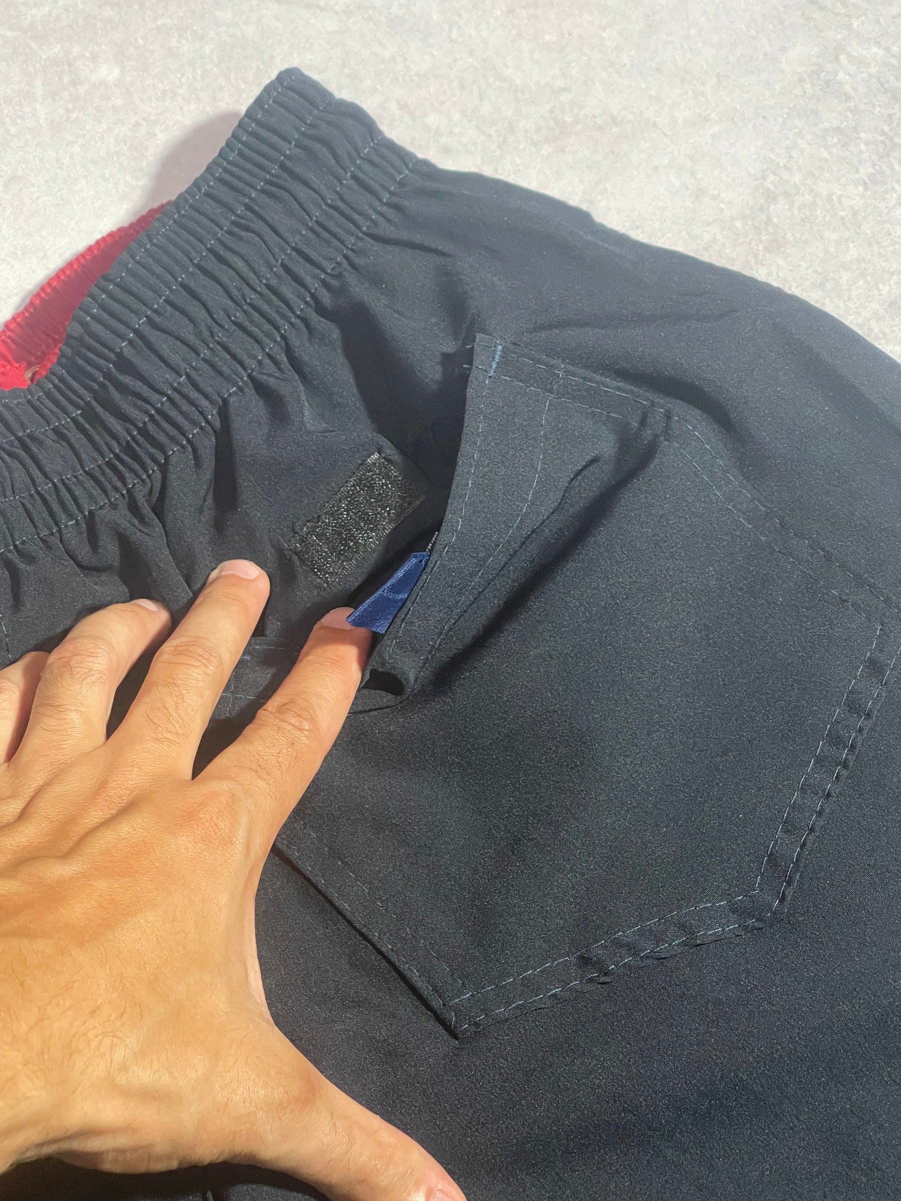 Bermuda Tommy Hilfiger Azul marinho Bordado